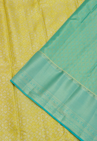 Handlooms Bridal Saree with Stripes and with Temple Border-(SA-484)