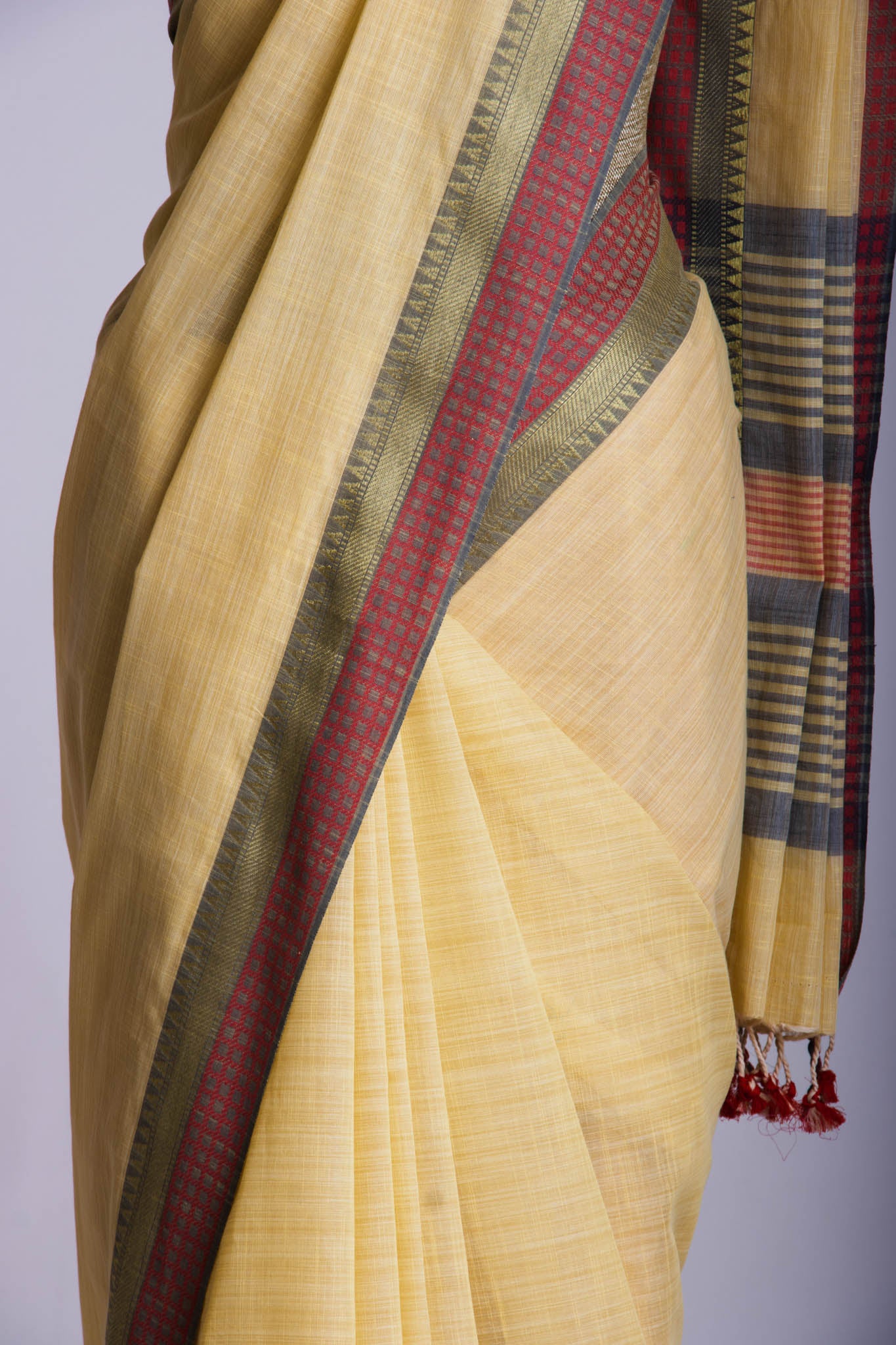 Alikam Khadi Cotton saree in Ice Blue with white slub texture -(SA-077) - Dakshin Weaves
