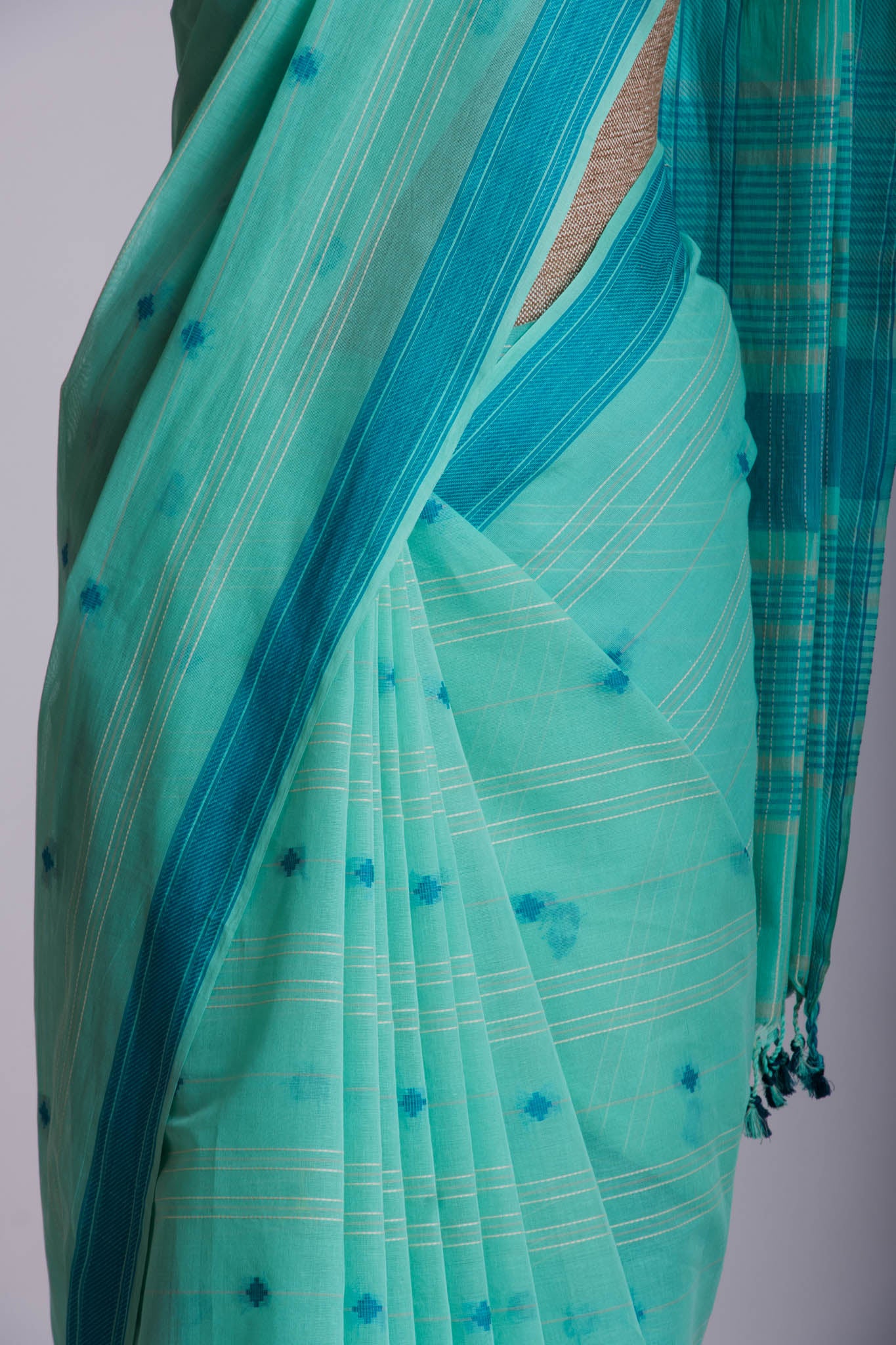 Venkatagiri Cotton saree in Grape Purple with hand woven lines and buttas - (SA-076) - Dakshin Weaves